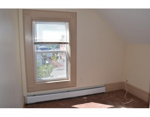 33 Beech St, Lowell, MA 01850 photo 14