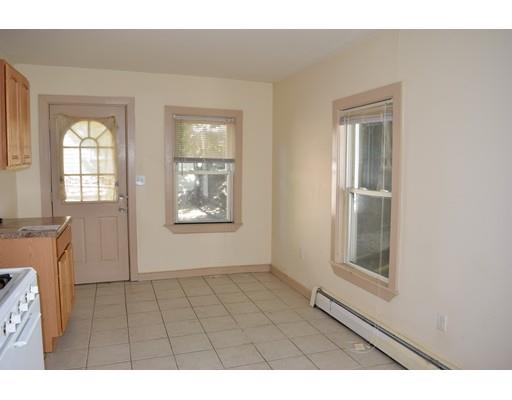 33 Beech St, Lowell, MA 01850 photo 7