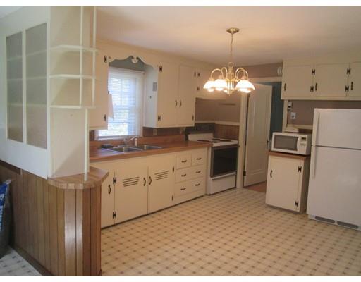 52 Upland Ave, Webster, MA 01570 photo 9