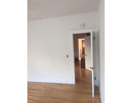 52 Winthrop St, Everett, MA 02149 photo 10