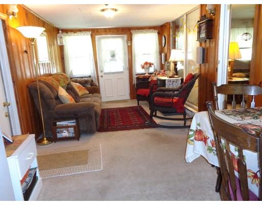 98 Talbot Rd, Springfield, MA 01119 photo 3