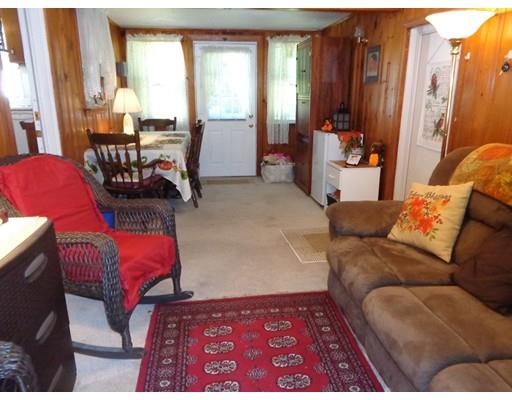 98 Talbot Rd, Springfield, MA 01119 photo 2