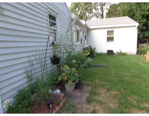 98 Talbot Rd, Springfield, MA 01119 photo 24