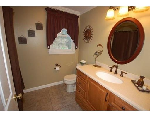 6 King Philip Path, Mendon, MA 01756 photo 28