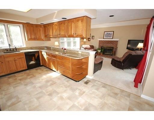 6 King Philip Path, Mendon, MA 01756 photo 12