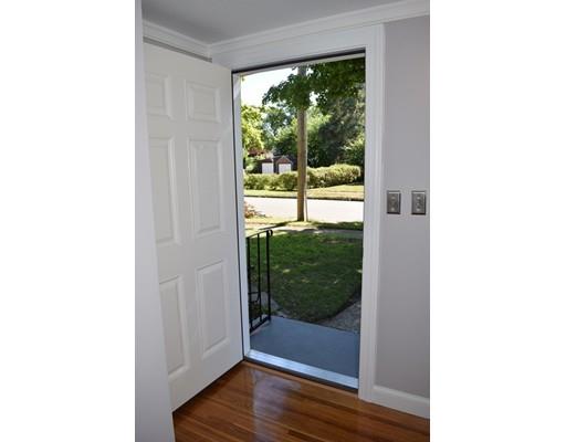241 Prentice St, Springfield, MA 01104 photo 4