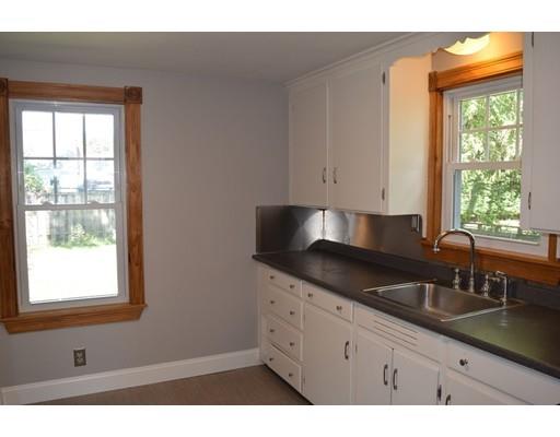 241 Prentice St, Springfield, MA 01104 photo 8