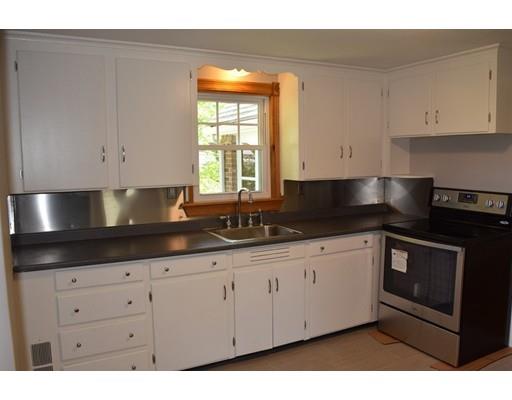 241 Prentice St, Springfield, MA 01104 photo 5
