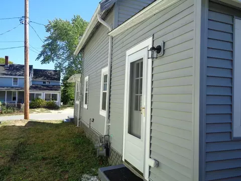 3 Centennial Pl, Wareham, MA 02571 photo 4