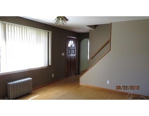 44 Roy St, Chicopee, MA 01013 photo 13