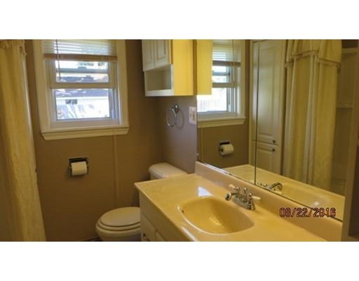 44 Roy St, Chicopee, MA 01013 photo 8
