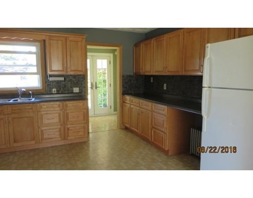 44 Roy St, Chicopee, MA 01013 photo 7