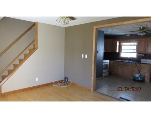 44 Roy St, Chicopee, MA 01013 photo 12