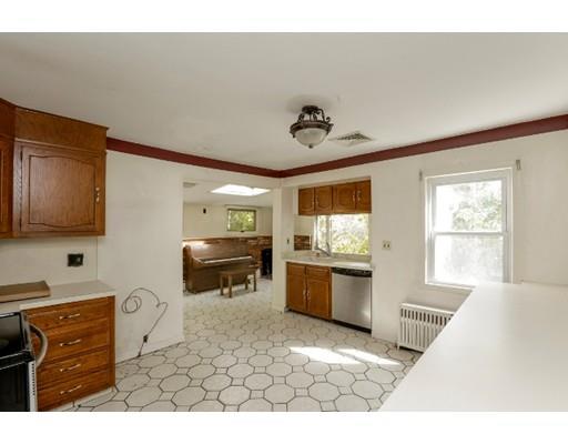 117 Spring St, Wakefield, MA 01880 photo 11