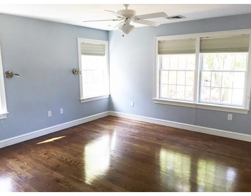 16 Mayflower Rd, Needham, MA 02492 photo 10