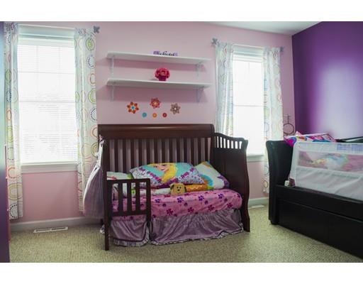 252 Christopher Dr, Springfield, MA 01119 photo 17
