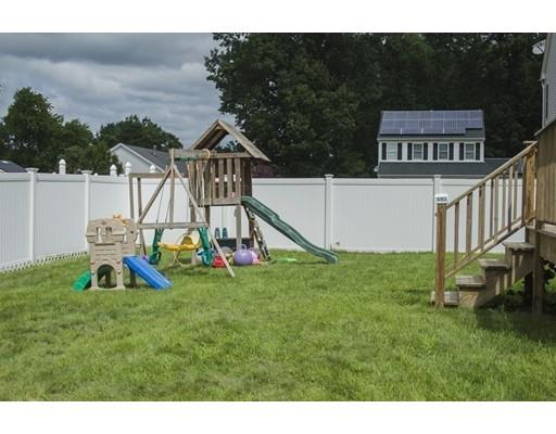 252 Christopher Dr, Springfield, MA 01119 photo 27