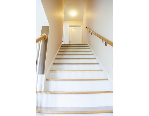 252 Christopher Dr, Springfield, MA 01119 photo 14