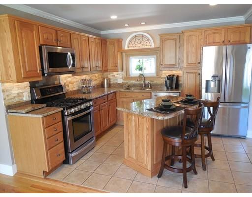 117 Maple St, Easthampton, MA 01027 photo 4