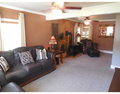 117 Maple St, Easthampton, MA 01027 photo 10