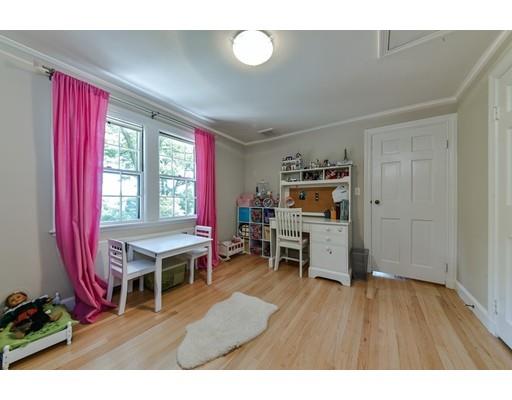 30 Thackeray Rd, Wellesley, MA 02481 photo 14