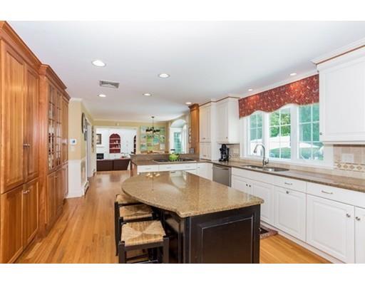 20 Isaac Sprague Dr, Hingham, MA 02043 photo 4