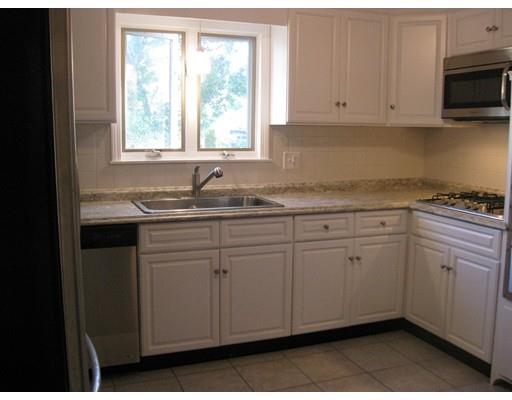 277 Goodwin St, Fall River, MA 02724 photo 3