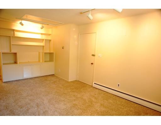 39 Hemlock Dr, Natick, MA 01760 photo 10