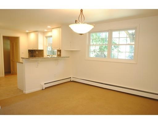 39 Hemlock Dr, Natick, MA 01760 photo 8