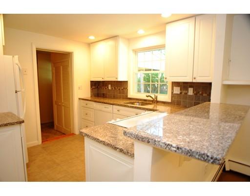 39 Hemlock Dr, Natick, MA 01760 photo 9