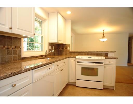 39 Hemlock Dr, Natick, MA 01760 photo 3