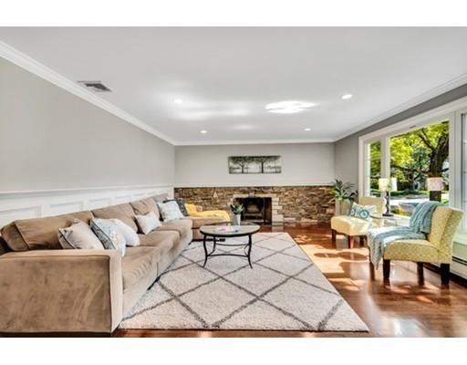 8 Rachel Rd, Reading, MA 01867 photo 4