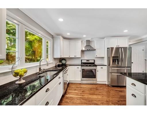 8 Rachel Rd, Reading, MA 01867 photo 2