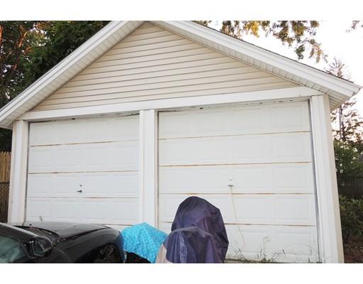 60 Edendale St, Springfield, MA 01104 photo 8