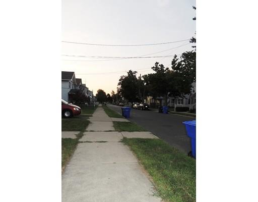 60 Edendale St, Springfield, MA 01104 photo 10