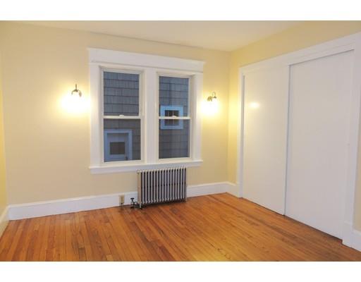 60 Edendale St, Springfield, MA 01104 photo 7