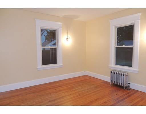60 Edendale St, Springfield, MA 01104 photo 6