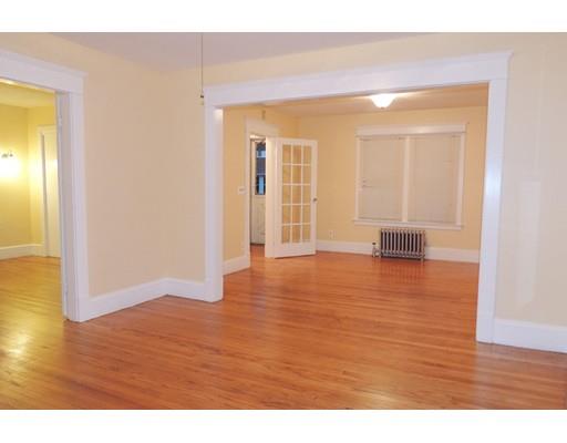60 Edendale St, Springfield, MA 01104 photo 2