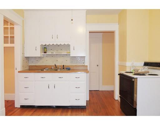 60 Edendale St, Springfield, MA 01104 photo 4