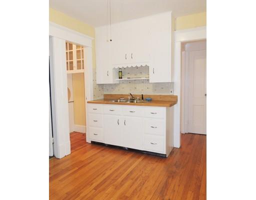 60 Edendale St, Springfield, MA 01104 photo 3