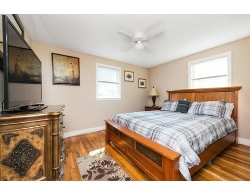 174 Edgewater Dr, Framingham, MA 01702 photo 10