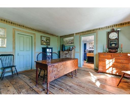 94 Mendon St, Upton, MA 01568 photo 8