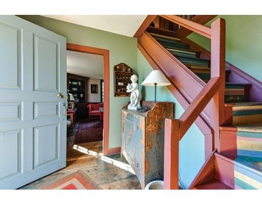 94 Mendon St, Upton, MA 01568 photo 3