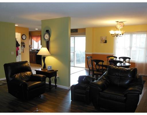86 Temby St, Springfield, MA 01119 photo 5