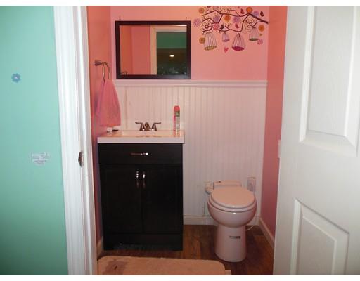 86 Temby St, Springfield, MA 01119 photo 23