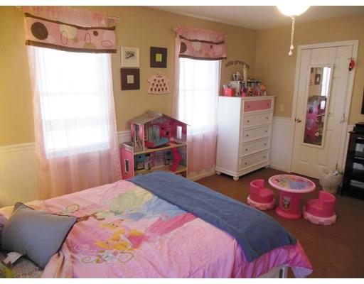 86 Temby St, Springfield, MA 01119 photo 13