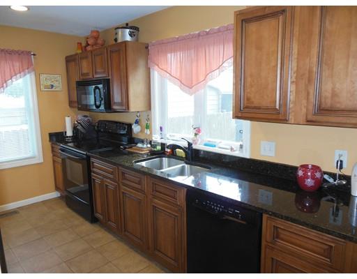 86 Temby St, Springfield, MA 01119 photo 7