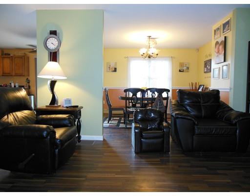 86 Temby St, Springfield, MA 01119 photo 3
