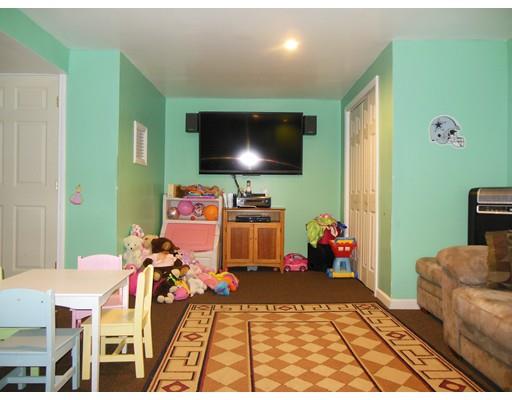 86 Temby St, Springfield, MA 01119 photo 22