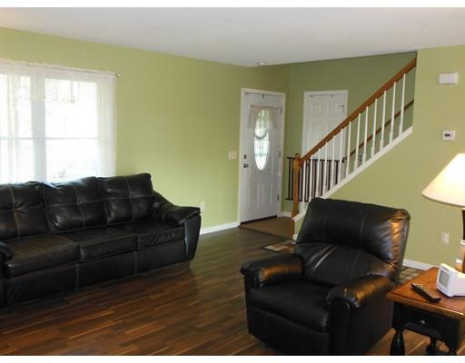 86 Temby St, Springfield, MA 01119 photo 4